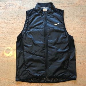 Nike men’s medium black vest